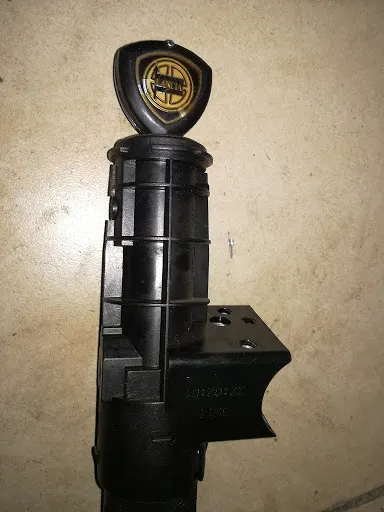 Otwieranie Zamków 24 Awaryjne otwieranie samochodów drzwi, zamków, ślusarz Bytom